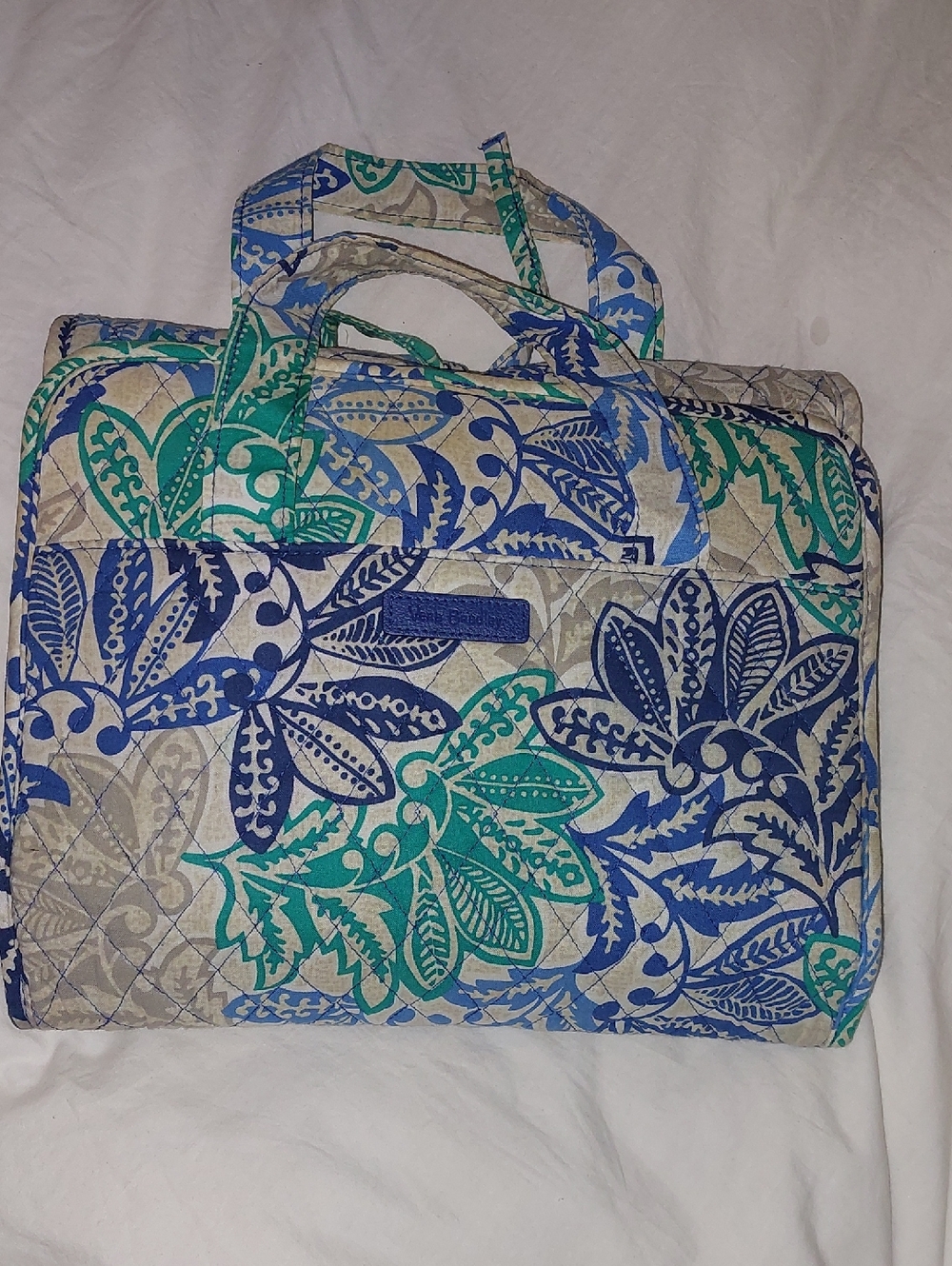 Vera Bradley Hadley Quilted Floral Hanging Organizer in Blue & Teal